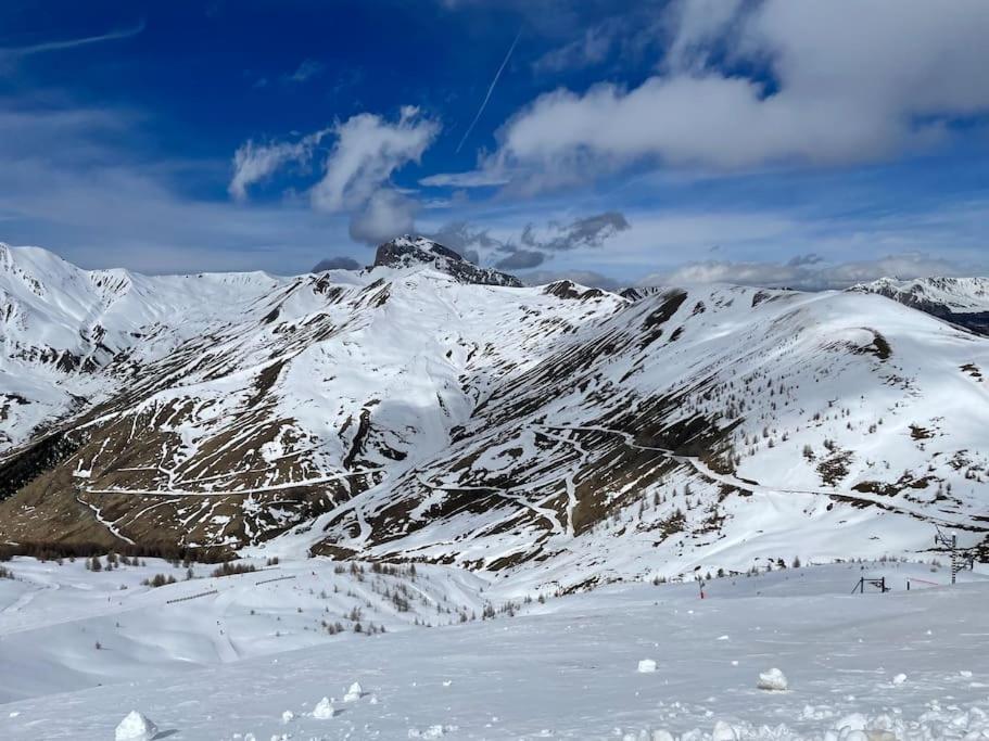 Allos, Logement Pieds Des Pistes, A 10 Minutes De La Base De Loisirs Exterior photo